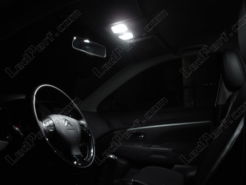LED przednie światło sufitowe Peugeot 4008