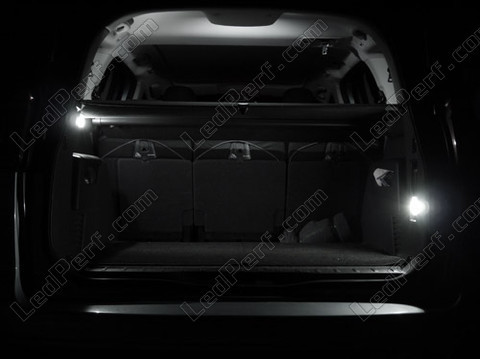 LED bagażnik Peugeot 5008