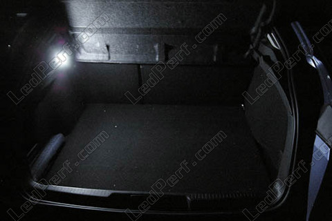 LED bagażnik Renault Laguna 3