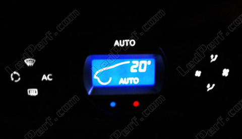 LED klimatyzacja biała Renault Twingo 2