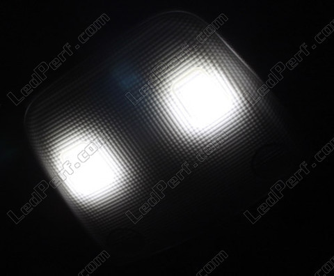 LED przednie światło sufitowe Saab 9 3