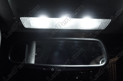 LED przednie światło sufitowe Toyota Avensis