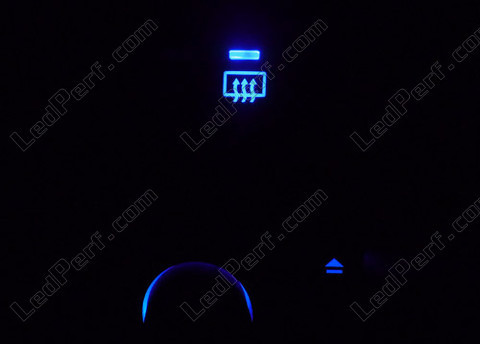 LED przyciski odszraniania Toyota Avensis
