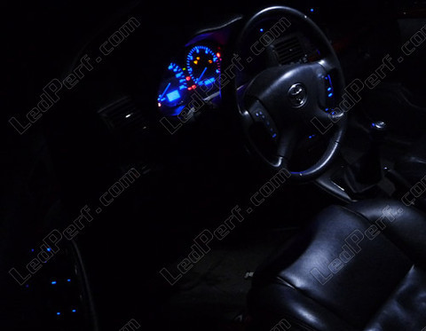 LED tablica rozdzielcza Toyota Avensis
