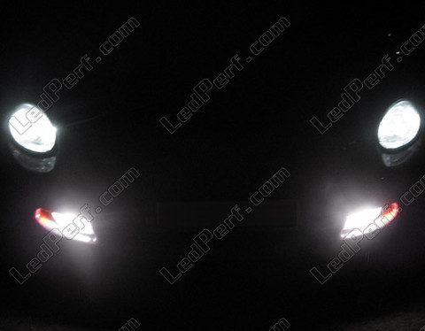 LED światła przeciwmgielne Toyota Celica AT200