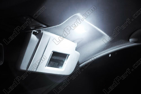 LED lusterek w osłonach przeciwsłonecznych Volkswagen Bora