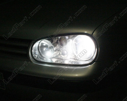 LED Światła mijania Volkswagen Golf 4