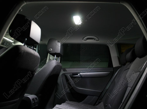 LED tylne światło sufitowe Volkswagen Passat B7