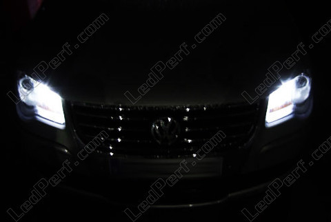 LED światła postojowe xenon biały Volkswagen Touran V2
