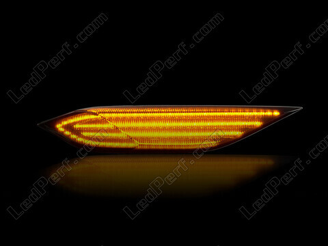 Maksymalne oświetlenie dynamicznych bocznych kierunkowskazów LED dla Porsche Cayenne II (958)