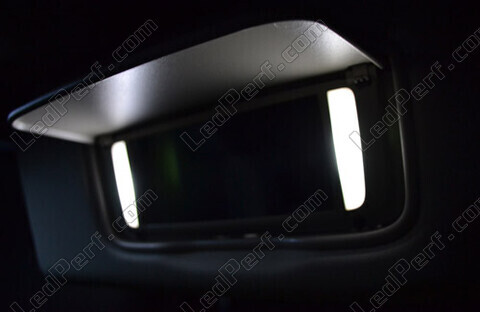 LED lusterka w osłonach przeciwsłonecznych Volvo S40 II