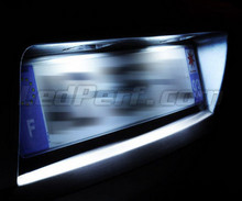 Pakiet oświetlenia LED tablicy rejestracyjnej (xenon biały) do Opel Meriva B