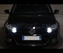 Pakiet żarówek świateł do jazdy dziennej i drogowych H15 Xenon Effect do Volkswagen Golf 6