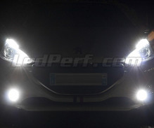 Pakiet żarówek reflektorów Xenon Effect do Peugeot 208