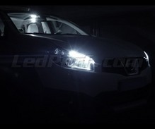 Pakiet świateł postojowych LED (xenon biały) do Nissan Qashqai