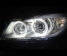 Pakiet angel eyes LED do BMW Serii 3 (E90 - E91) Faza 1 - Z oryginalnymi xenon - Standard