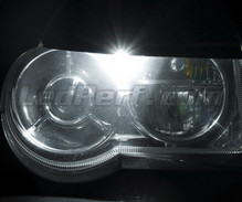 Pakiet świateł postojowych LED (xenon biały) do Chrysler 300C