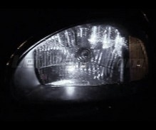 Pakiet świateł postojowych LED (xenon biały) do Opel Corsa B